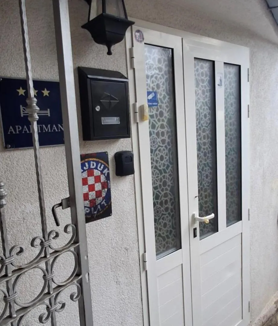 Old Town Sole Apartment Split